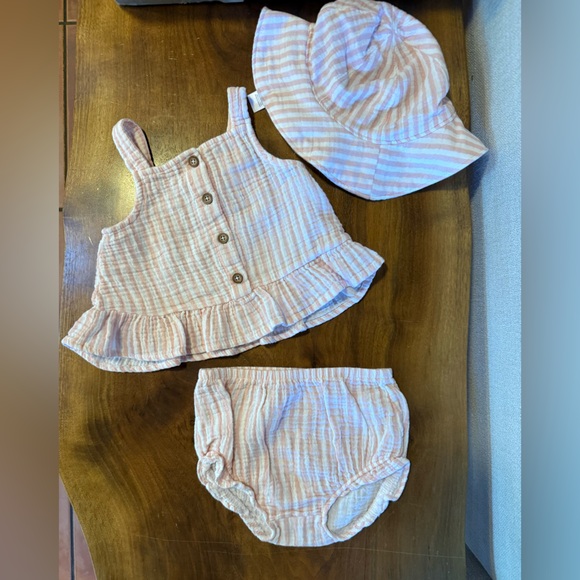 Carter's Pink and White Striped Kids Hat Set - Picture 2 of 3